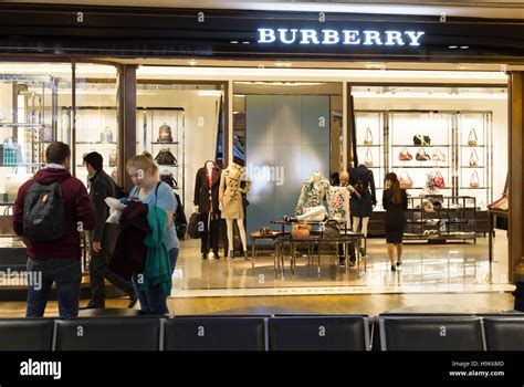 burberry heathrow